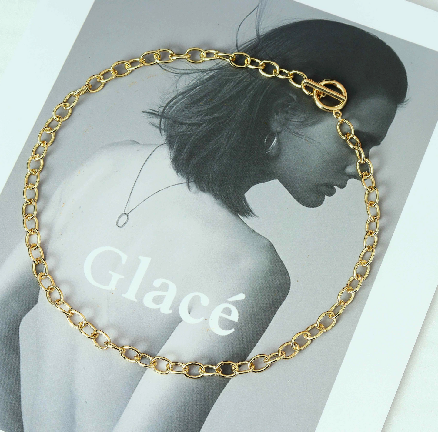Toggle Chain Necklace